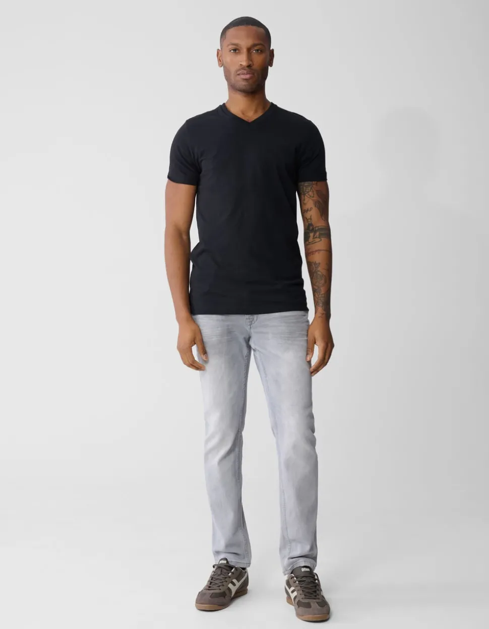 Basis V-hals T-shirt Zwart