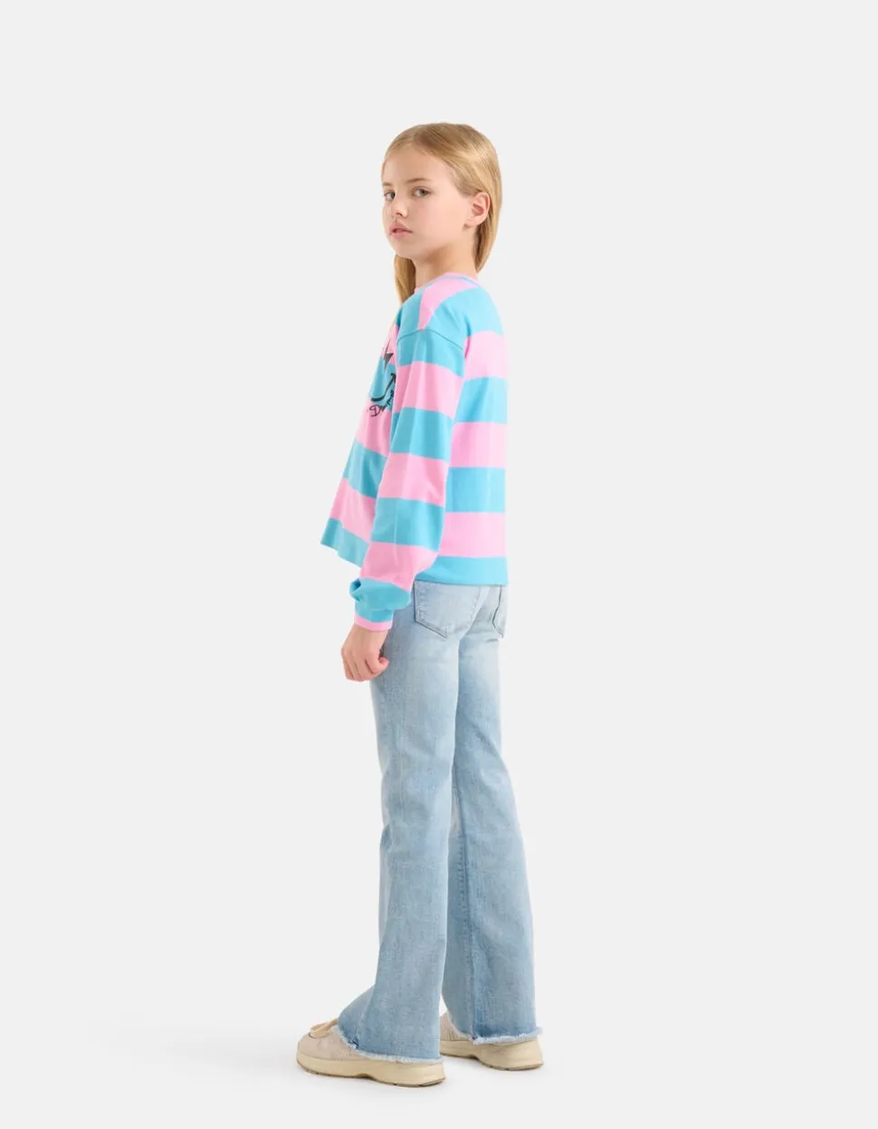 Flared Fit Jeans Bleached