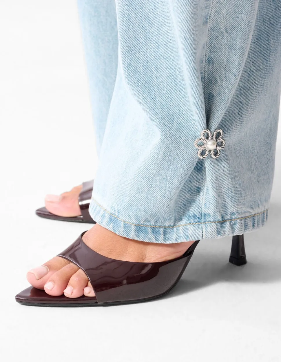 Flower Jeans Pins Zilver
