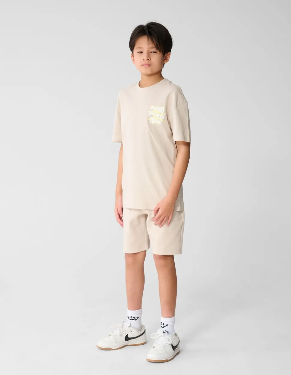 Fresh Artwork T-shirt Beige