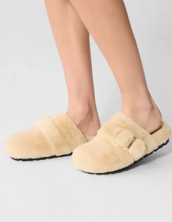Furry Mule Zand