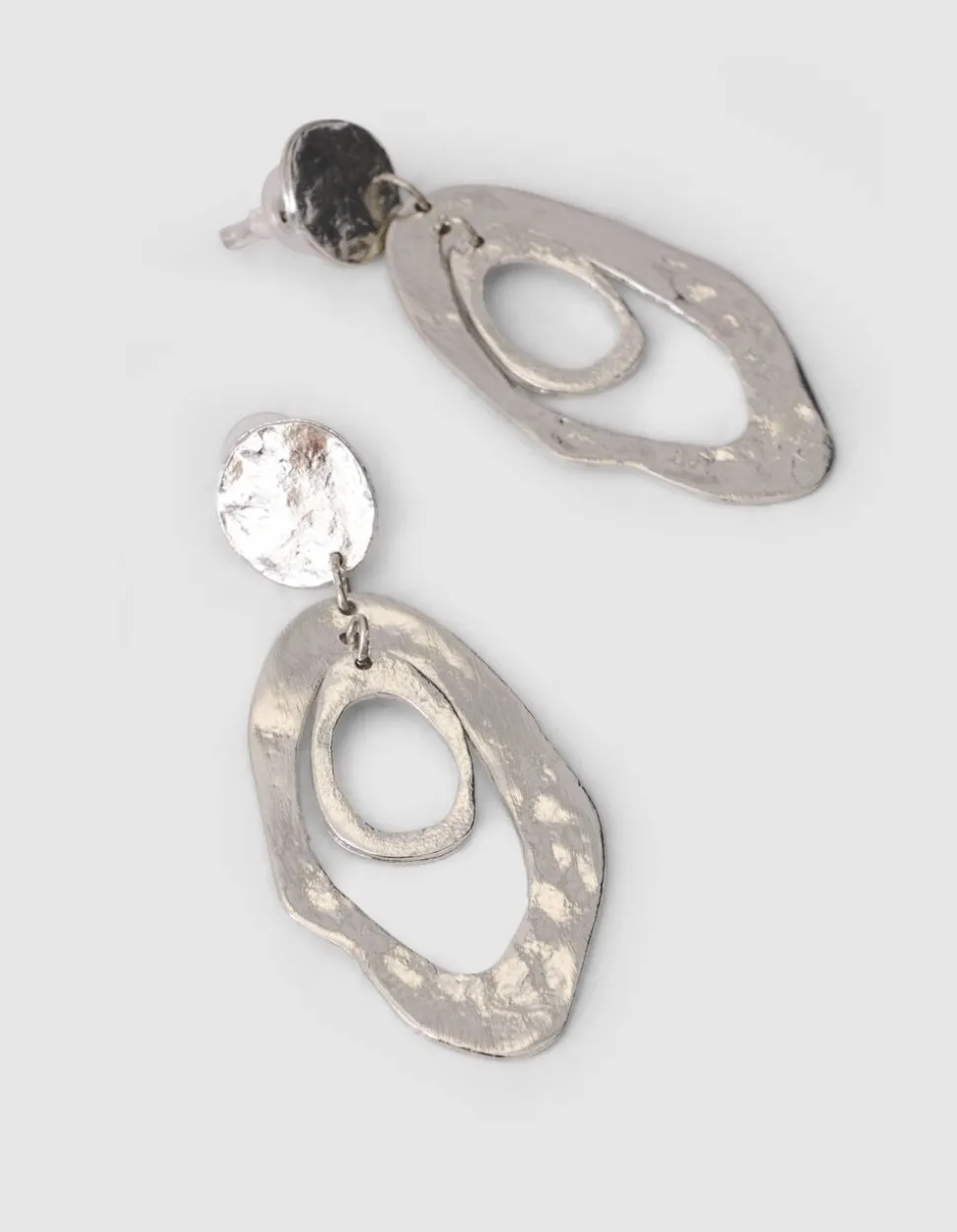 Hammerd Oval Oorbellen Zilver