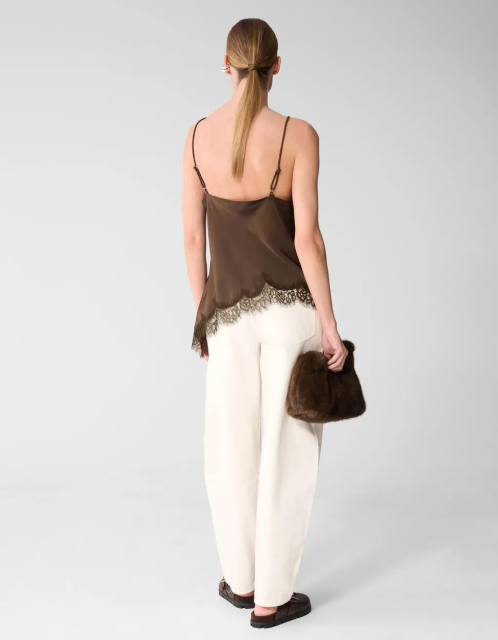 Kanten Asymmetrische Top Bruin