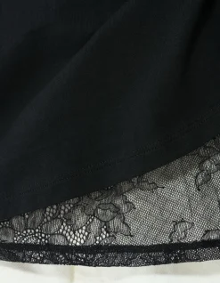 Lace Detail T-shirt Zwart