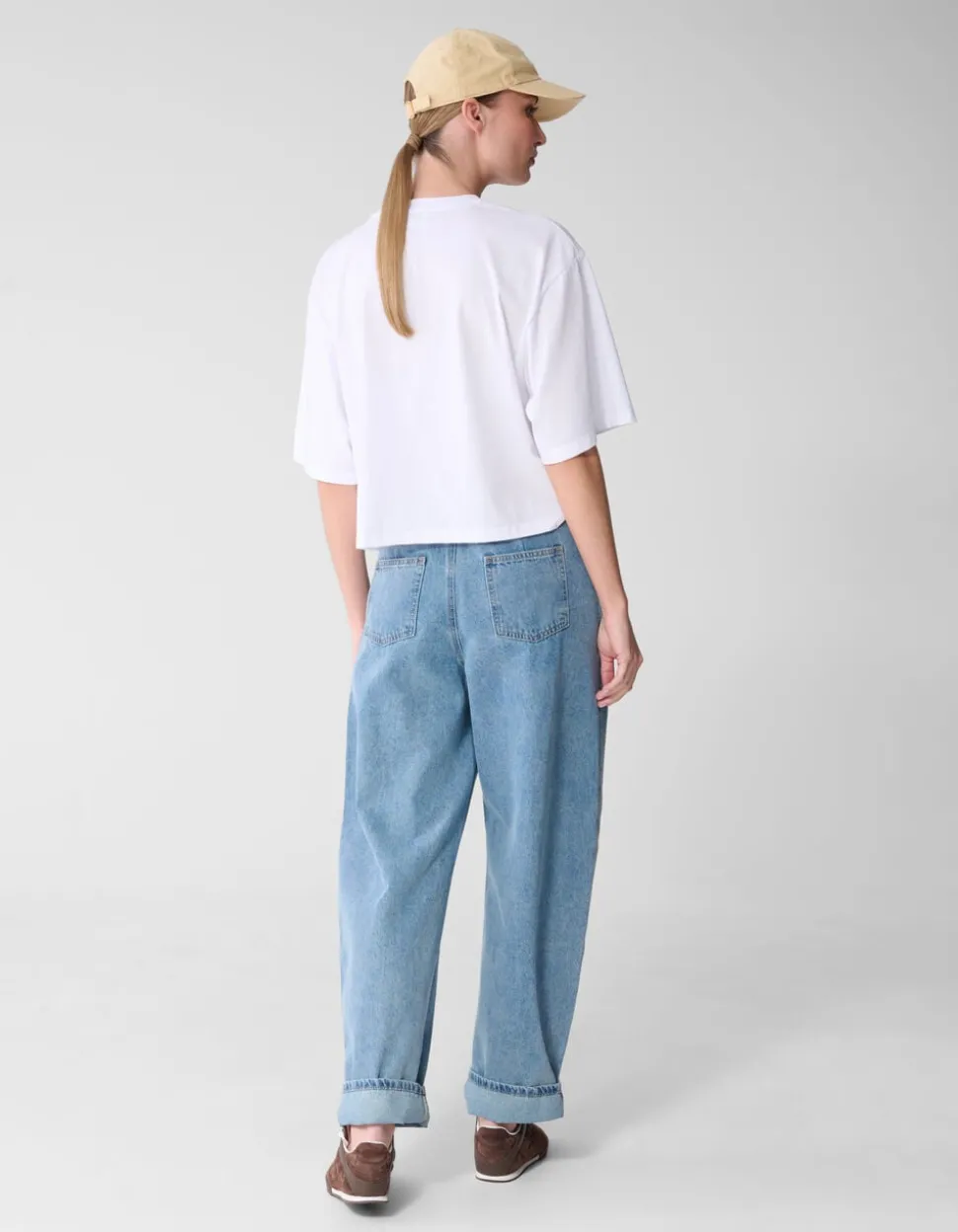 Oversized Logo T-shirt Wit By Mieke