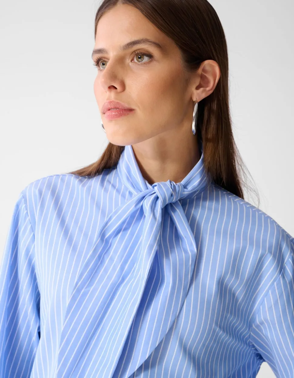 Oversized Scarf Blouse Lichtblauw