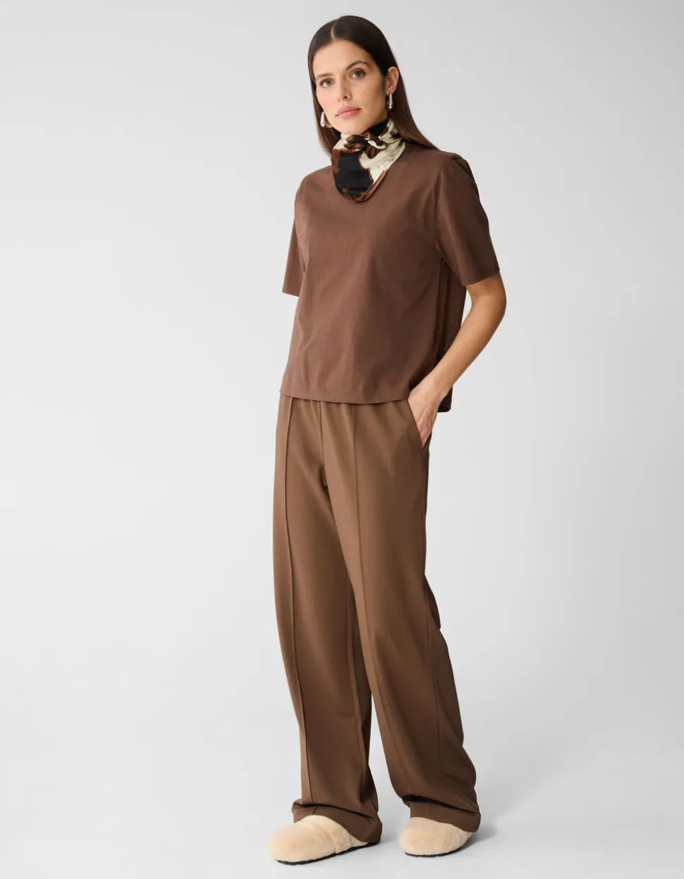 Padded T-shirt Bruin