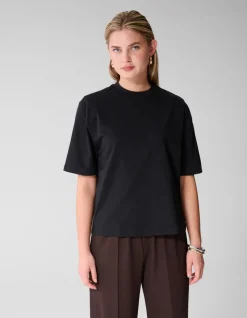 Padded T-shirt Zwart
