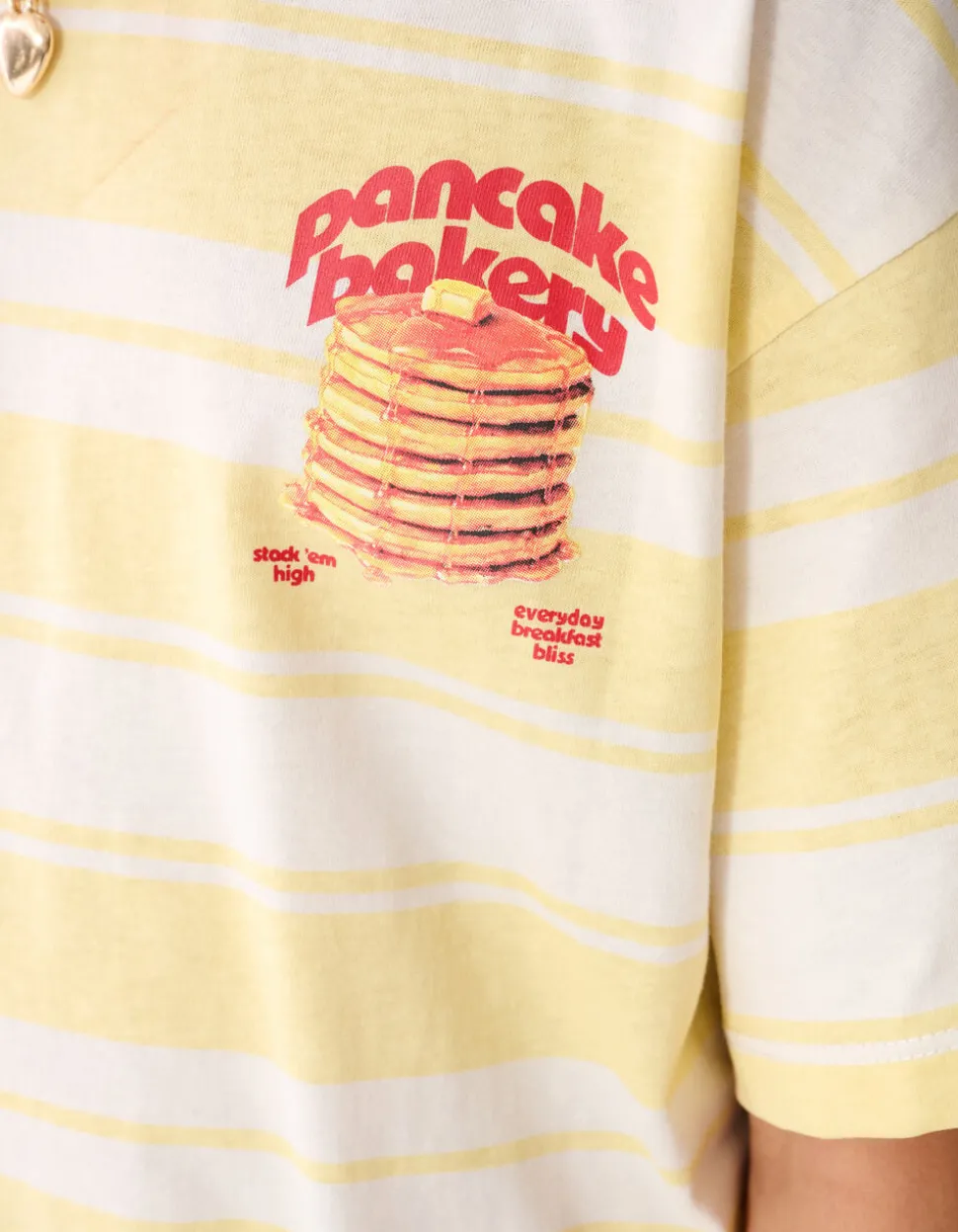 Pancake Bakery Artwork T-shirt Lichtgeel