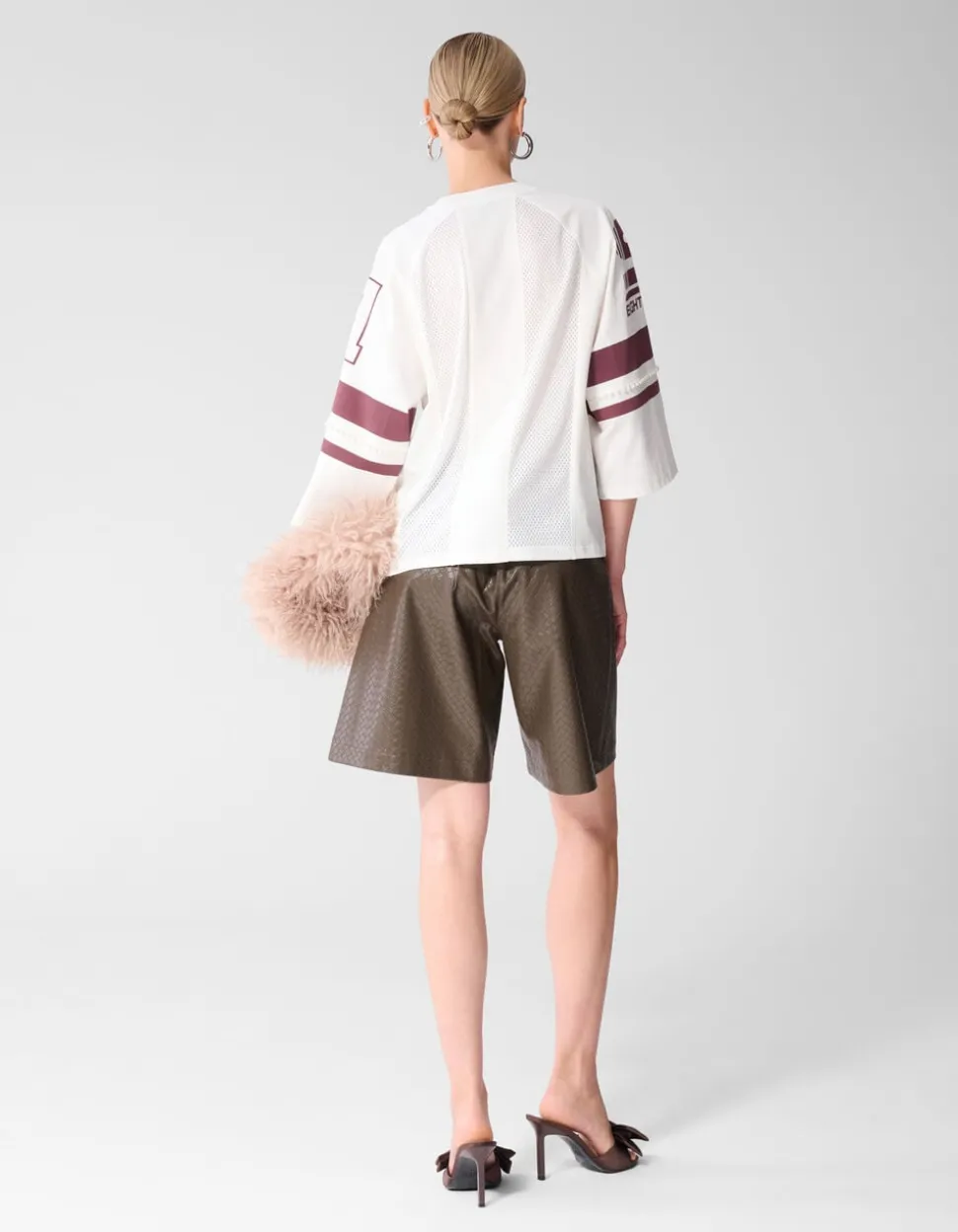 Relaxed Fit Vegan Leren Braided Short Donkerbruin