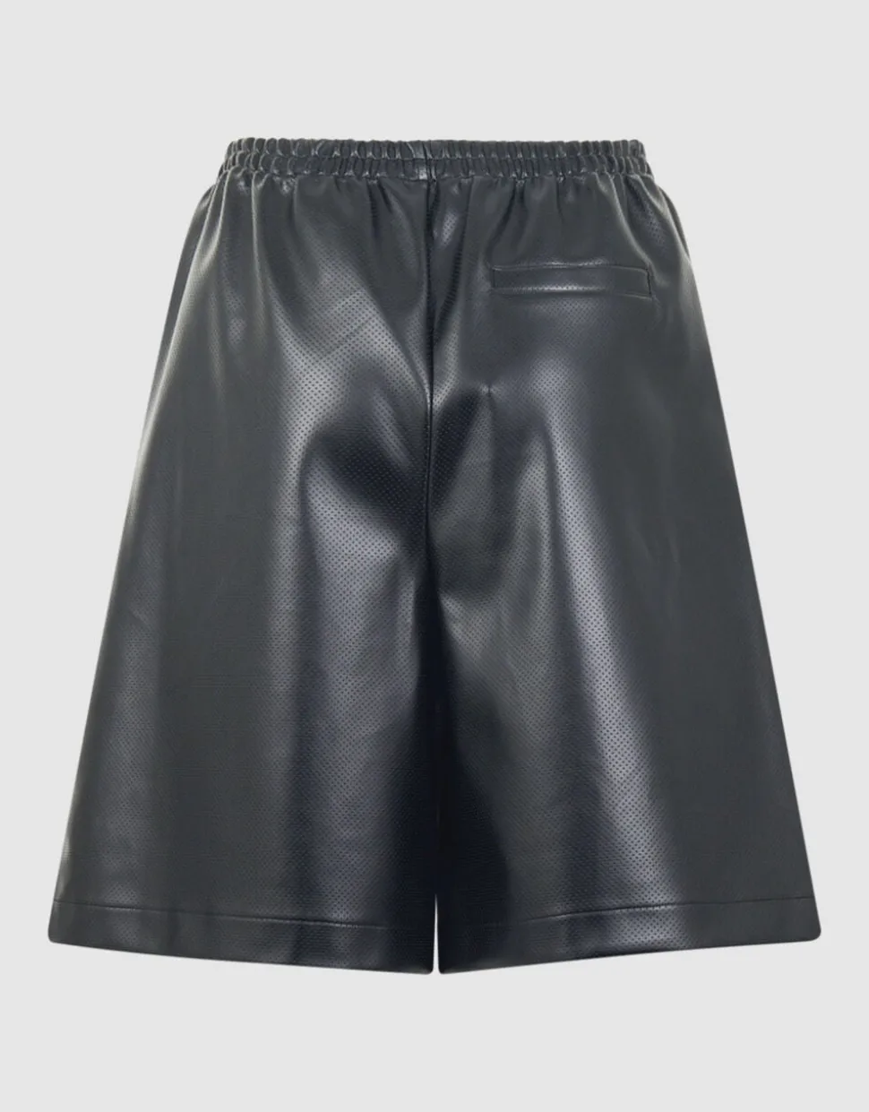 Relaxed Fit Vegan Leren Short Zwart