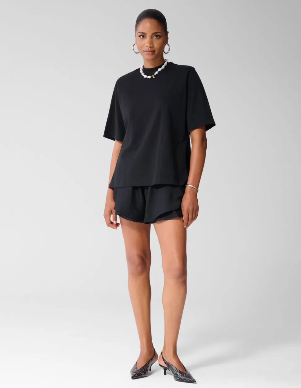 Ruffled Short Zwart