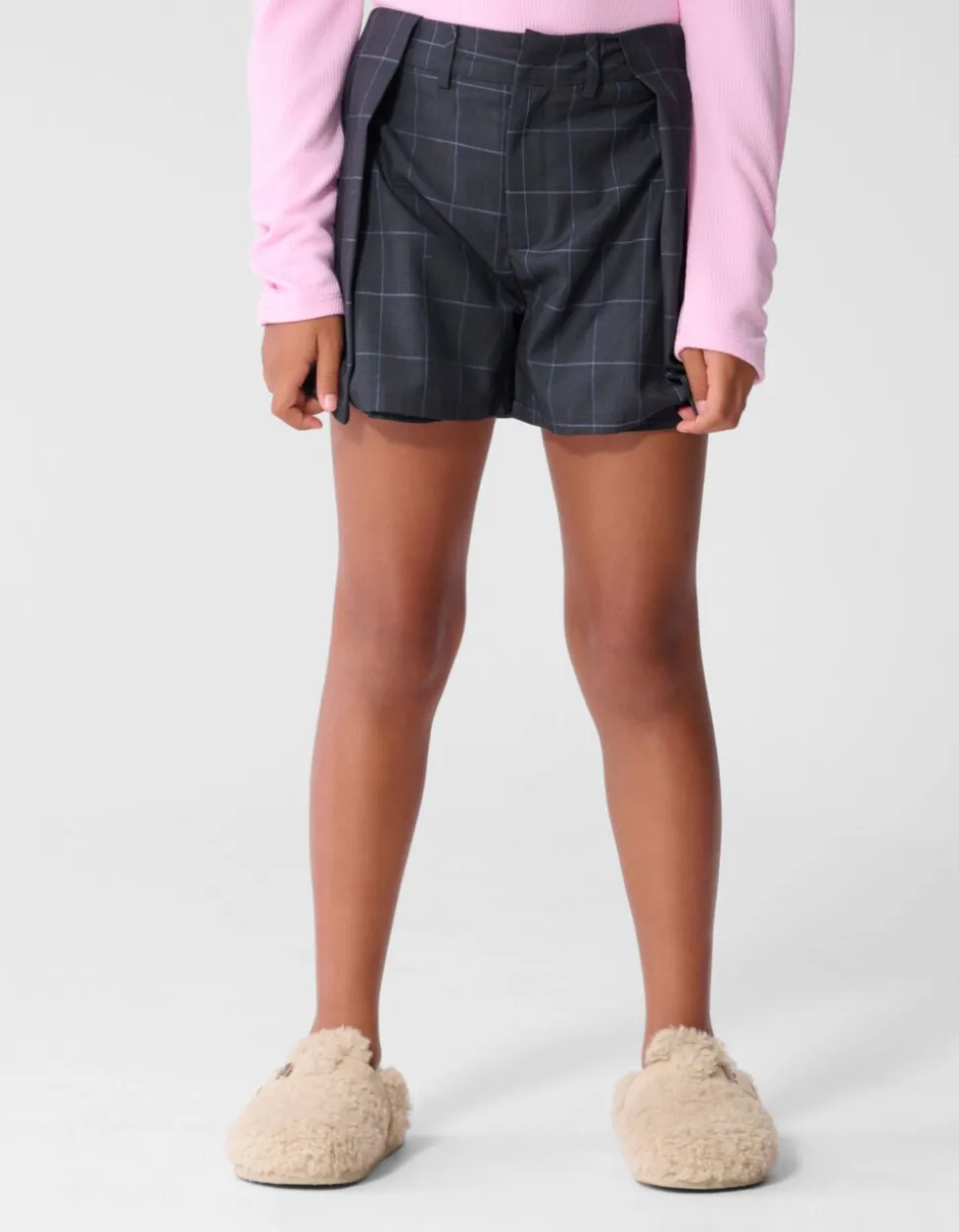 Ruiten Pleated Short Donkergrijs