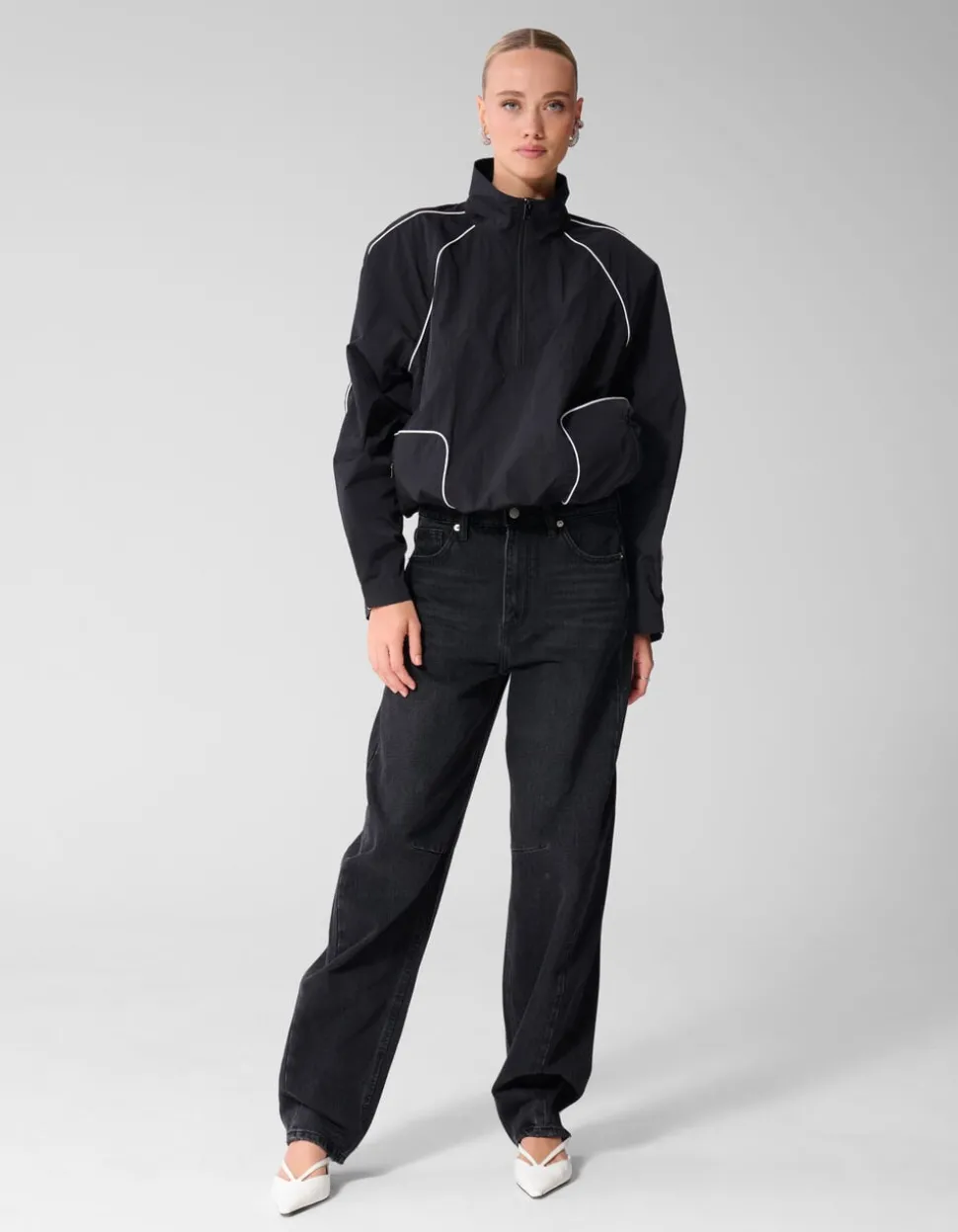 Sculpted Barrel Fit Jeans Zwart