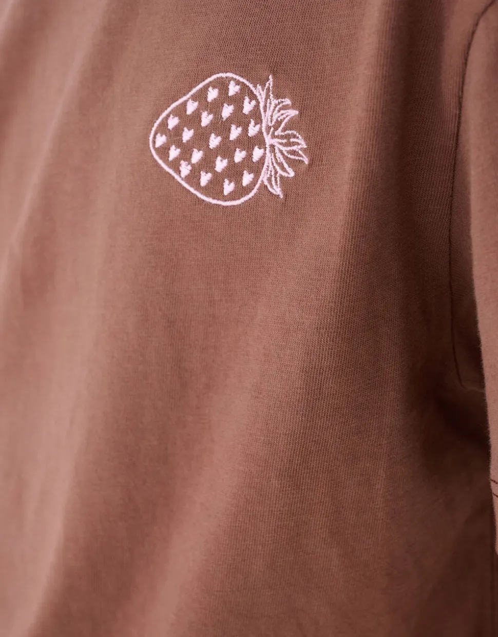 Washed Strawberry T-shirt Bruin